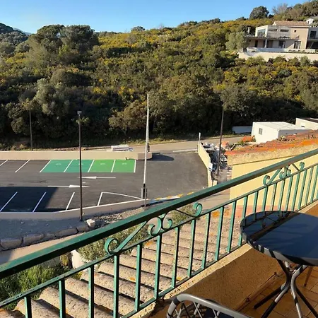 Proche Plage, Aeroport, Porticcio, Ajaccio 게스트하우스 3*