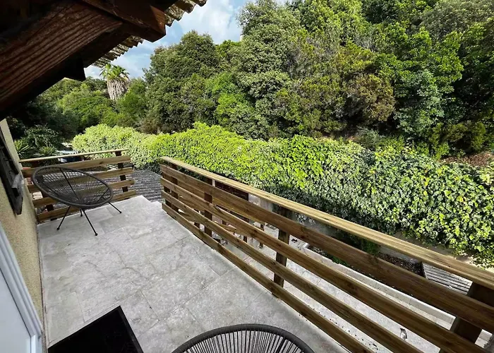 Proche Plage, Aeroport, Porticcio, Ajaccio ゲストハウス